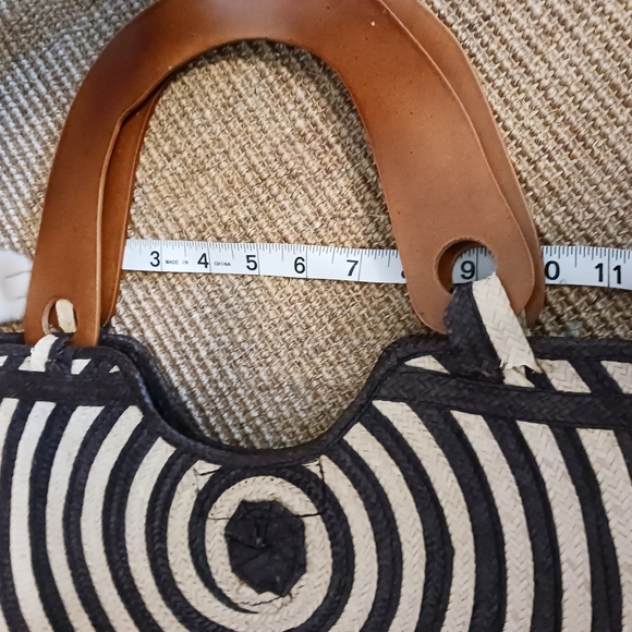 Black & Ecru Raffia Bag with Double Wood Handles - Picture 9 of 13